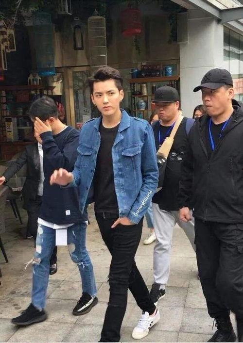 明星娱乐圈吃瓜隐秘事件,明星吃瓜背后的真相揭秘 第3张 明星娱乐圈吃瓜隐秘事件,明星吃瓜背后的真相揭秘 第3张